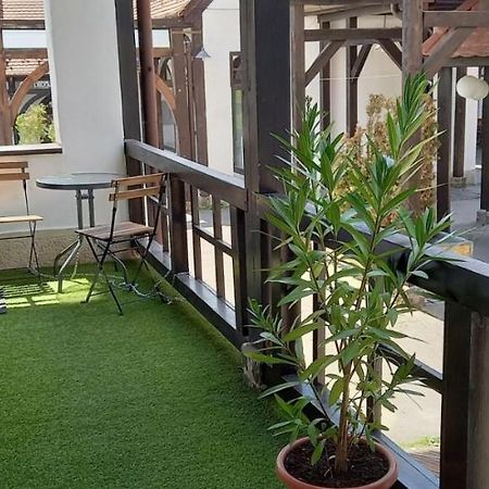 Júlia Apartman Eger Exterior foto
